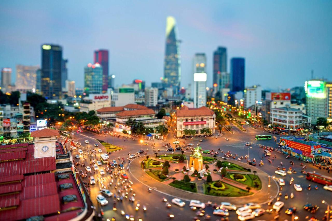 Phuc Duc Hotel - Center District 1 Хошимин Екстериор снимка