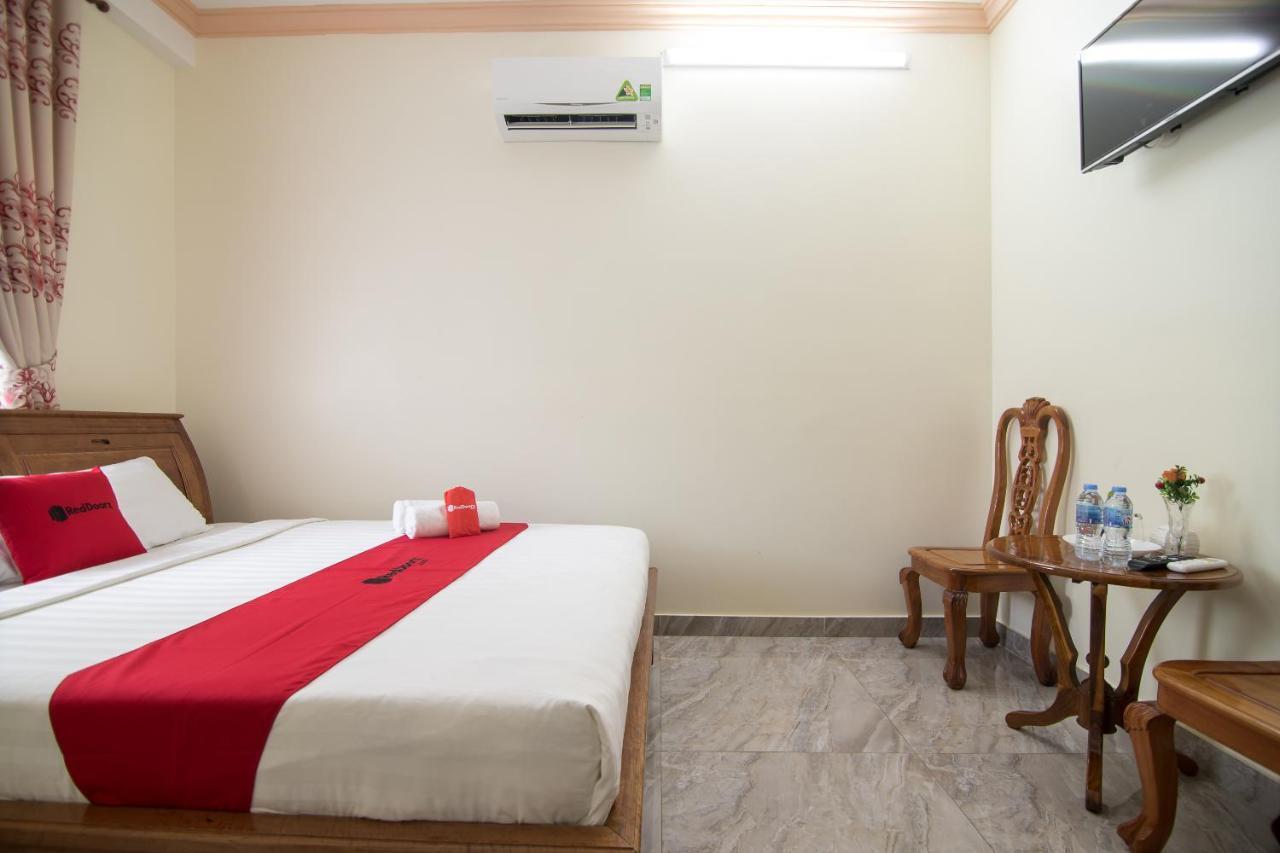 Phuc Duc Hotel - Center District 1 Хошимин Екстериор снимка