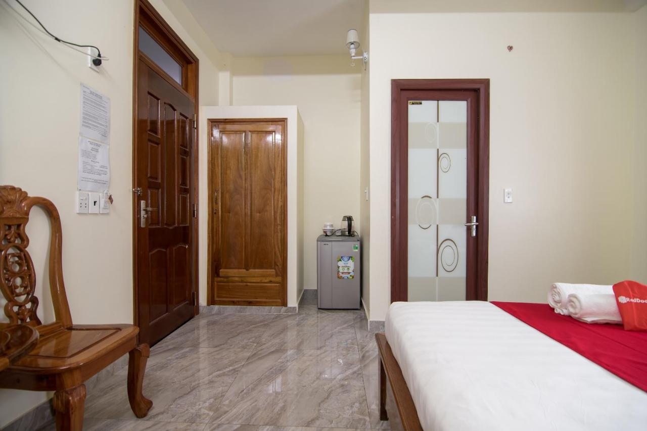 Phuc Duc Hotel - Center District 1 Хошимин Екстериор снимка