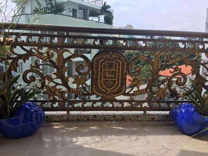 Phuc Duc Hotel - Center District 1 Хошимин Екстериор снимка